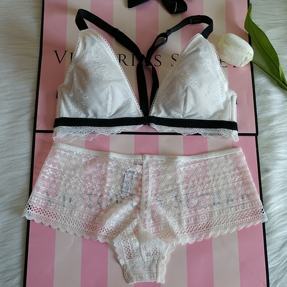 Victoria's Secret Other - Size M🌺 VICTORIA'S SECRET BRALETTE + PANTY M